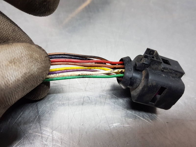 Recambio de retrovisor derecho para seat ibiza (kj1) style referencia OEM IAM 6F1857508AC9B9 6F1857508AC 