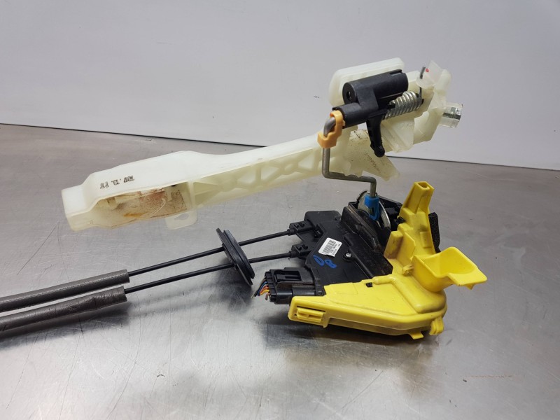 Recambio de cerradura puerta delantera derecha para kia niro concept referencia OEM IAM 81320G5010  