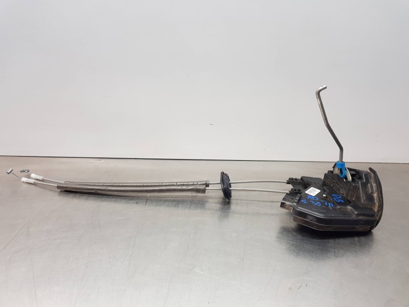 Recambio de cerradura puerta trasera derecha para kia niro concept referencia OEM IAM 81420G5000  