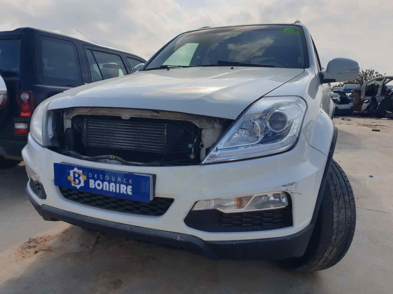 ssangyong rexton w del año 2014