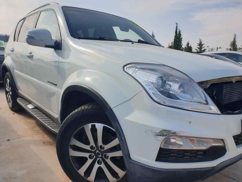 ssangyong rexton w del año 2014