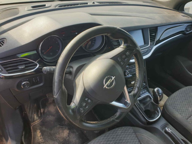 opel astra k sports tourer del año 2017