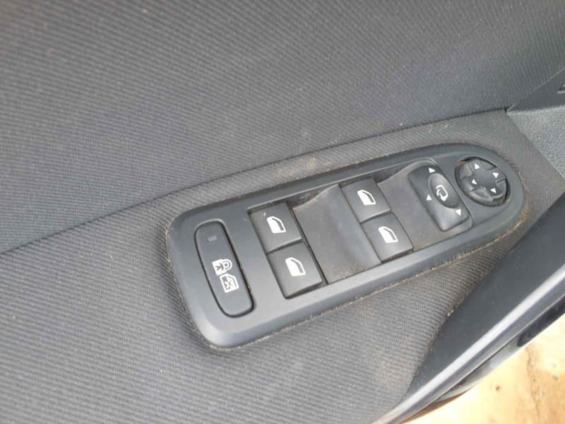 peugeot 508 sw del año 2012