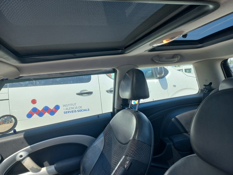 bmw mini (r50,r53) del año 2002