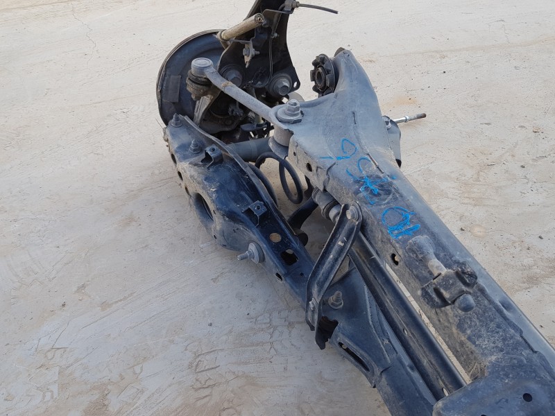 Recambio de puente trasero para toyota auris advance referencia OEM IAM 5120602050   Recambio de puente trasero para toyota auris advance referencia OEM IAM 5120602050