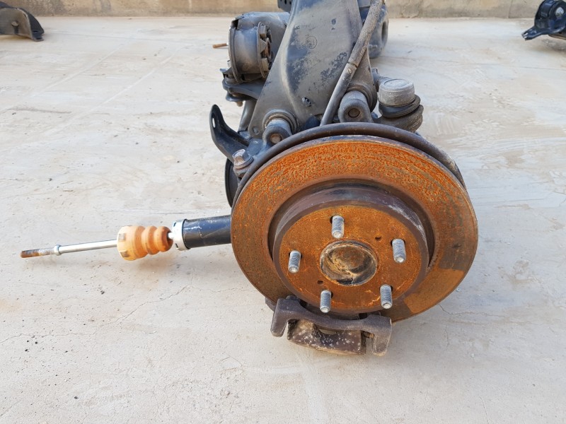 Recambio de puente trasero para toyota auris advance referencia OEM IAM 5120602050   Recambio de puente trasero para toyota auris advance referencia OEM IAM 5120602050