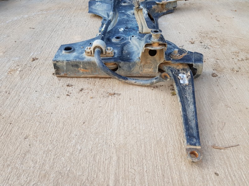 Recambio de puente delantero para peugeot expert furgón caja cerrada referencia OEM IAM 9839405080 9821903780 