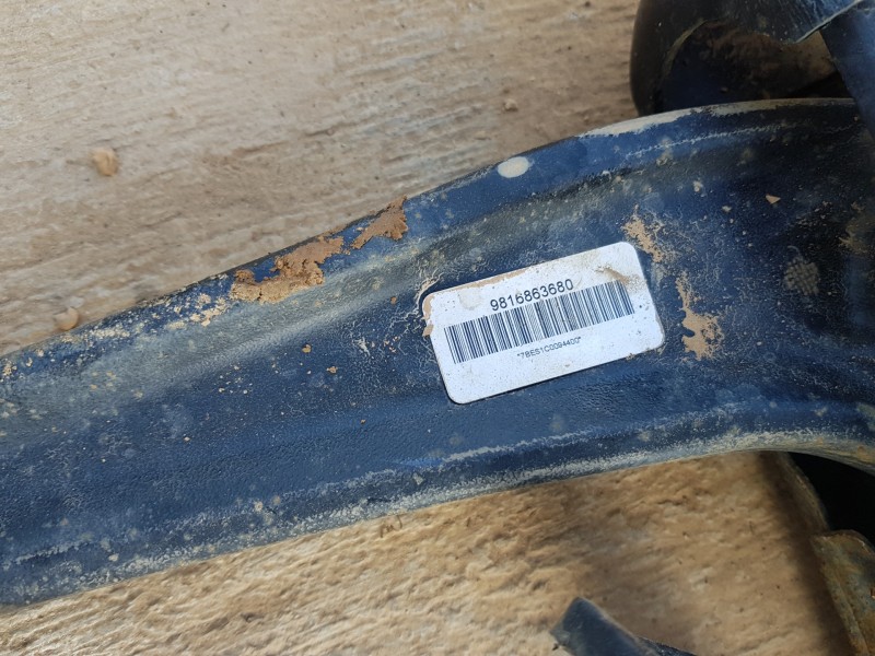 Recambio de puente delantero para peugeot expert furgón caja cerrada referencia OEM IAM 9839405080 9821903780 