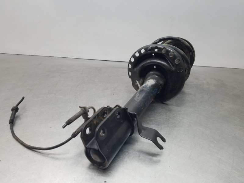 Recambio de amortiguador delantero derecho para dacia sandero stepway referencia OEM IAM 543021807R   Recambio de amortiguador delantero derecho para dacia sandero stepway referencia OEM IAM 543021807R