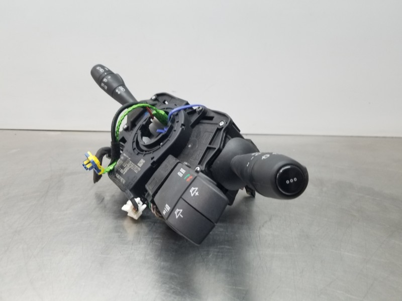 Recambio de mando multifuncion para dacia sandero stepway referencia OEM IAM 255676909R 479452659R  Recambio de mando multifuncion para dacia sandero stepway referencia OEM IAM 255676909R 479452659R