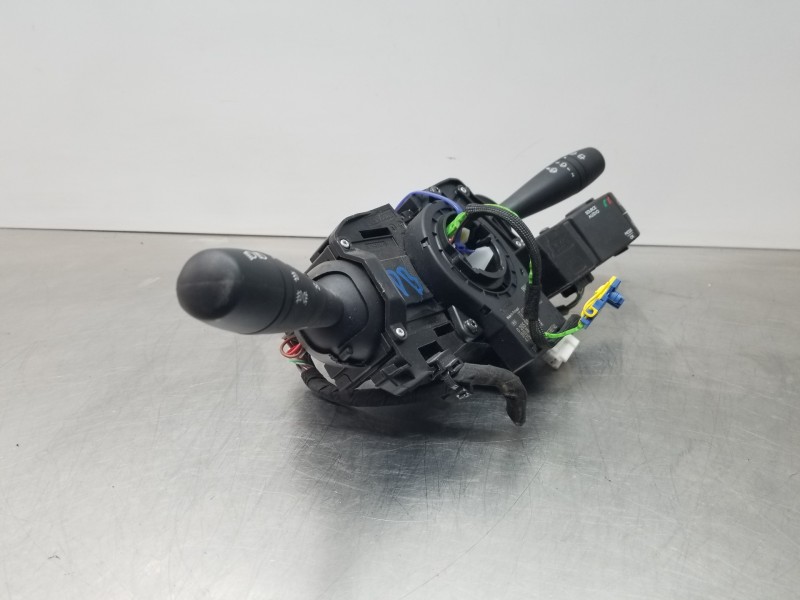 Recambio de mando multifuncion para dacia sandero stepway referencia OEM IAM 255676909R 479452659R  Recambio de mando multifuncion para dacia sandero stepway referencia OEM IAM 255676909R 479452659R