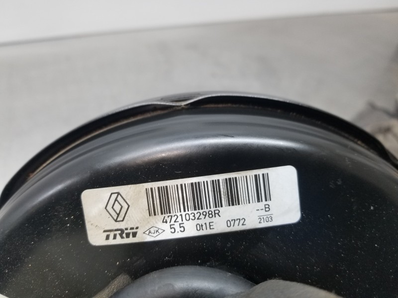 Recambio de servofreno para dacia sandero stepway referencia OEM IAM 472103385R 472103298R 