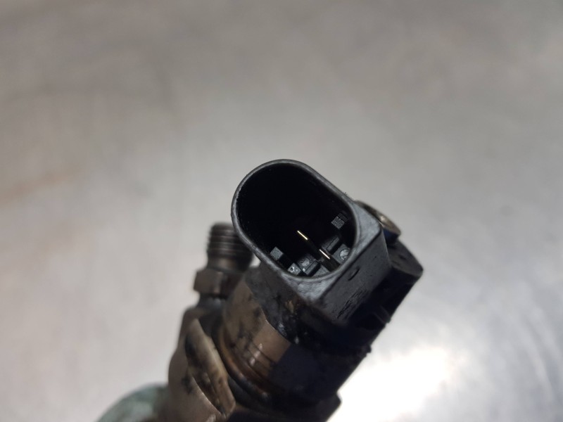 Recambio de inyector para mini mini 5-trg. (f55) one d referencia OEM IAM 8511630 0445110598 