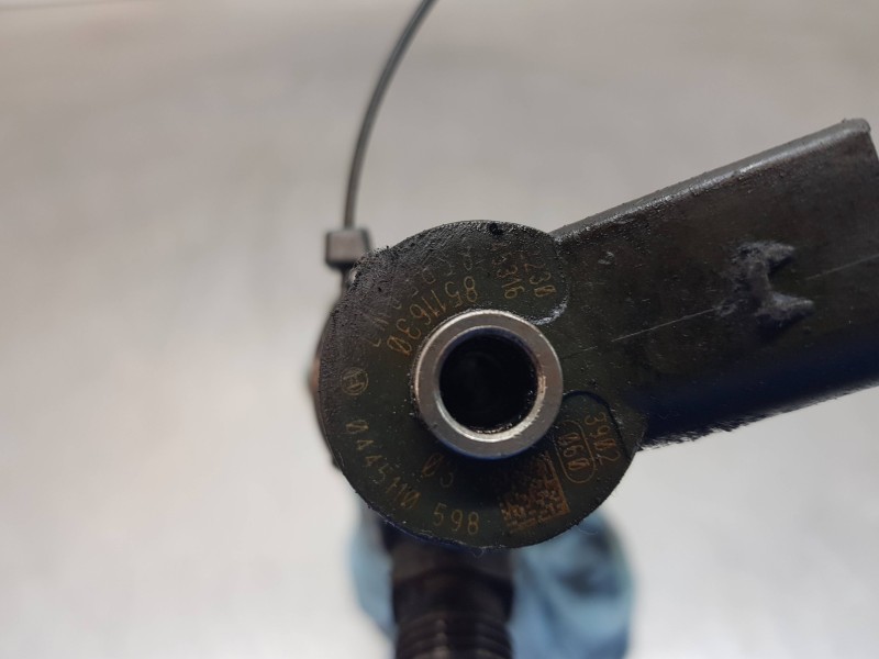 Recambio de inyector para mini mini 5-trg. (f55) one d referencia OEM IAM 8511630 0445110598 