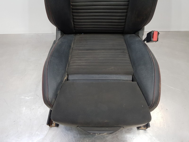 Recambio de asiento delantero derecho para mercedes clase gla (w156) 200 d referencia OEM IAM A17691075039G60  