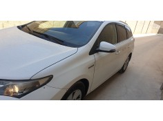 toyota auris touring sports (e18) del año 2014 2