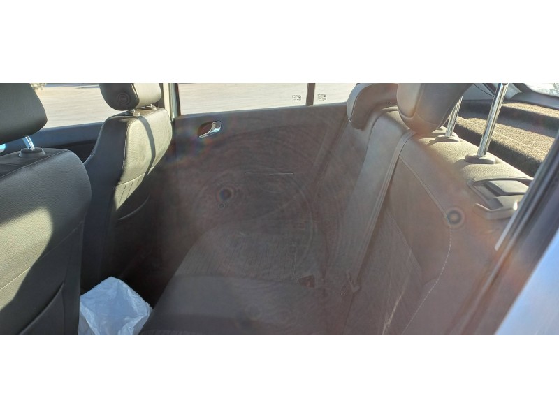 opel corsa d del año 2014