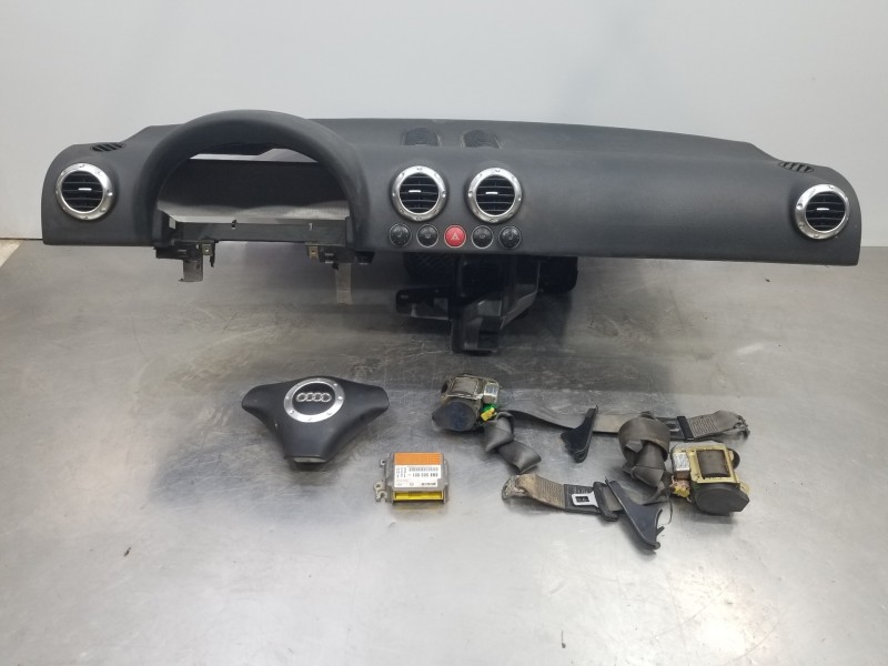 Recambio de kit airbag para audi tt (8n3/8n9) ambition referencia OEM IAM 8N1857003A  