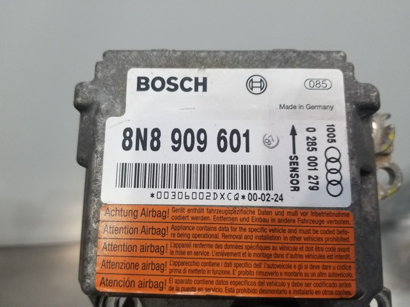 Recambio de kit airbag para audi tt (8n3/8n9) ambition referencia OEM IAM 8N1857003A   Recambio de kit airbag para audi tt (8n3/8n9) ambition referencia OEM IAM 8N1857003A
