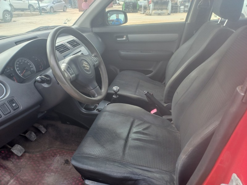 suzuki swift berlina (mz) del año 2005