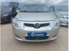 toyota auris del año 2008