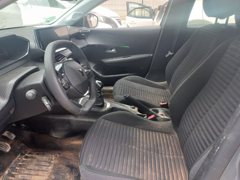 peugeot 208 (p2) del año 2024