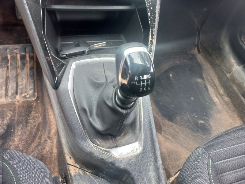 peugeot 208 (p2) del año 2024