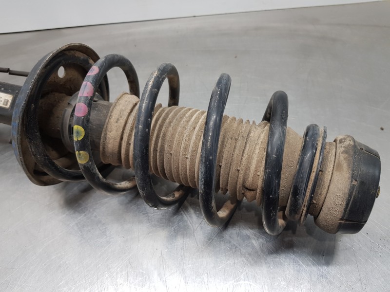 Recambio de amortiguador delantero derecho para audi tt (8n3/8n9) ambition referencia OEM IAM 8N0413031M   Recambio de amortiguador delantero derecho para audi tt (8n3/8n9) ambition referencia OEM IAM 8N0413031M