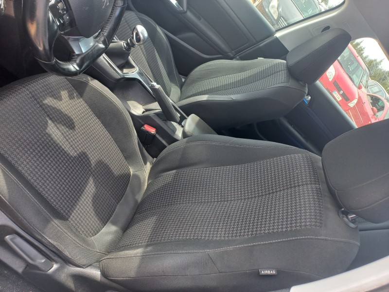 peugeot 308 sw del año 2018