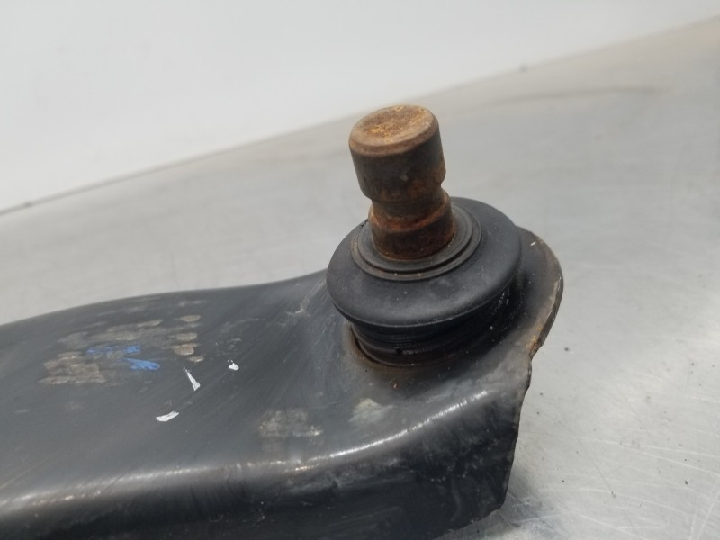 Recambio de brazo suspension inferior delantero derecho para nissan pulsar (c13) fastback referencia OEM IAM 545001KK0B  