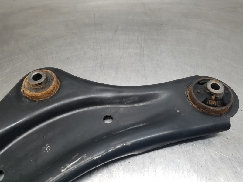 Recambio de brazo suspension inferior delantero izquierdo para nissan pulsar (c13) fastback referencia OEM IAM 545011KK0B  
