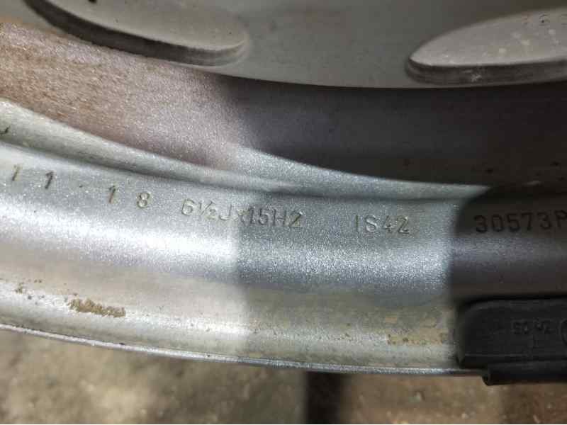 Recambio de llanta para citroen berlingo talla m referencia OEM IAM 98317778VT 9831777877 