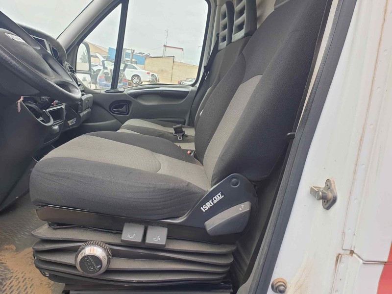 iveco daily caja cerrada (2006 =>) del año 2012