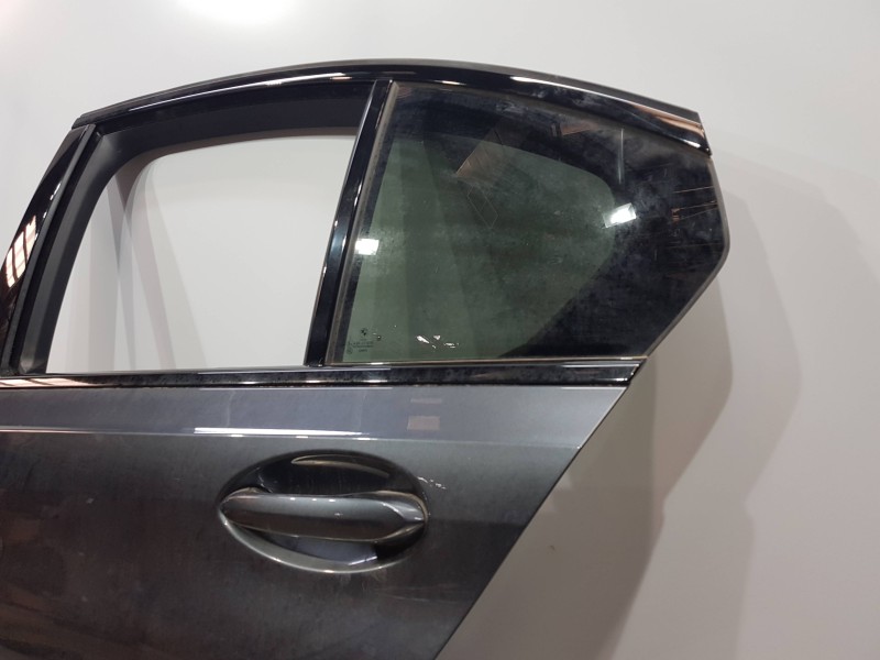 Recambio de puerta trasera izquierda para bmw serie 3 berlina (g20) sport referencia OEM IAM 41517482277  