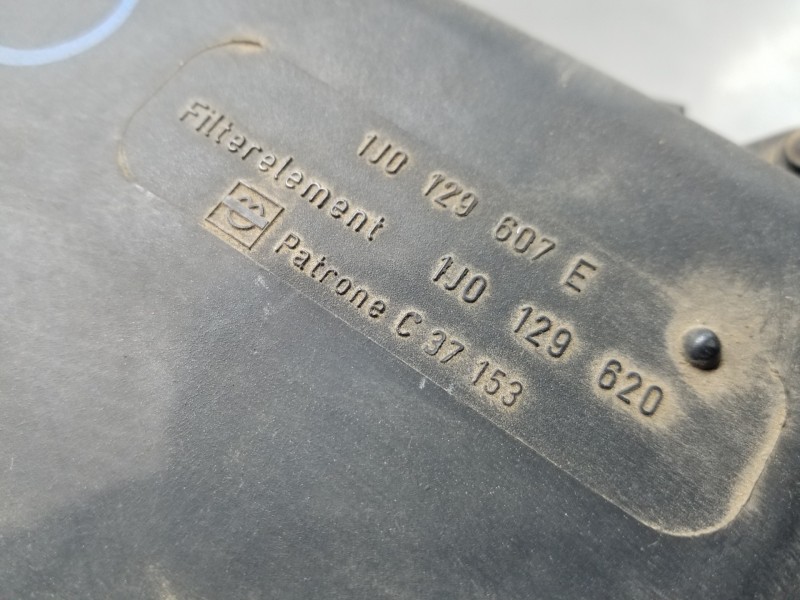 Recambio de filtro aire para seat leon (1m1) signa referencia OEM IAM 1J0129607E  