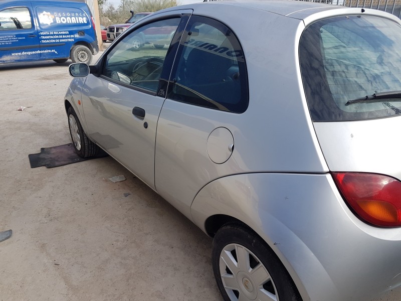 ford ka (ccq) del año 2002