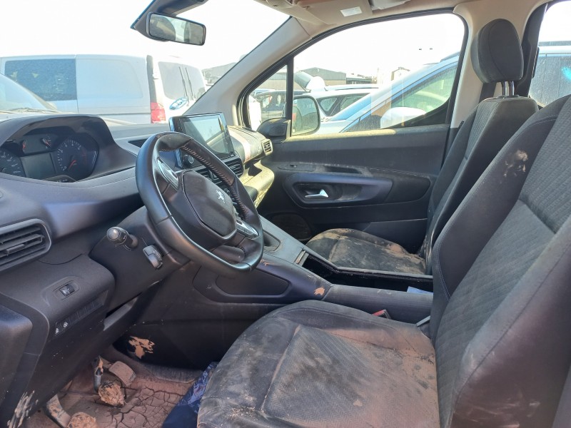 peugeot rifter del año 2022