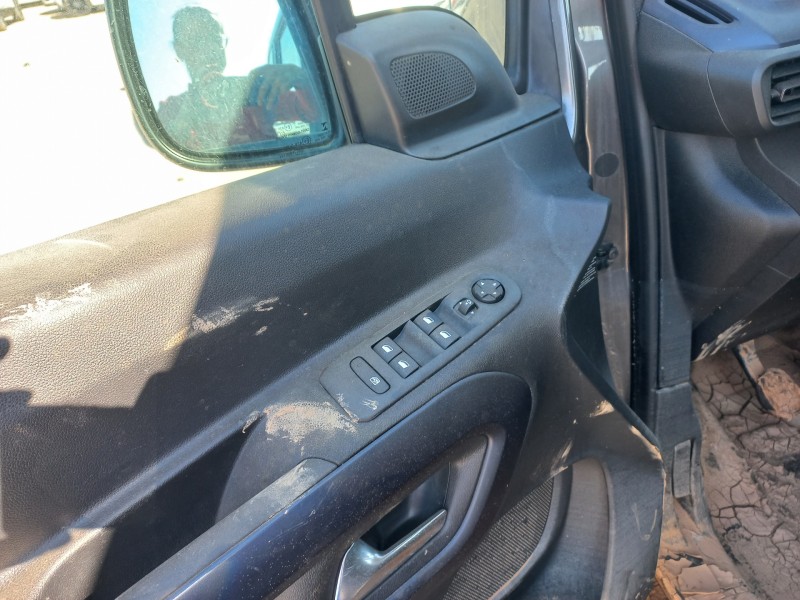 peugeot rifter del año 2022