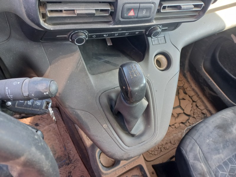 peugeot rifter del año 2020