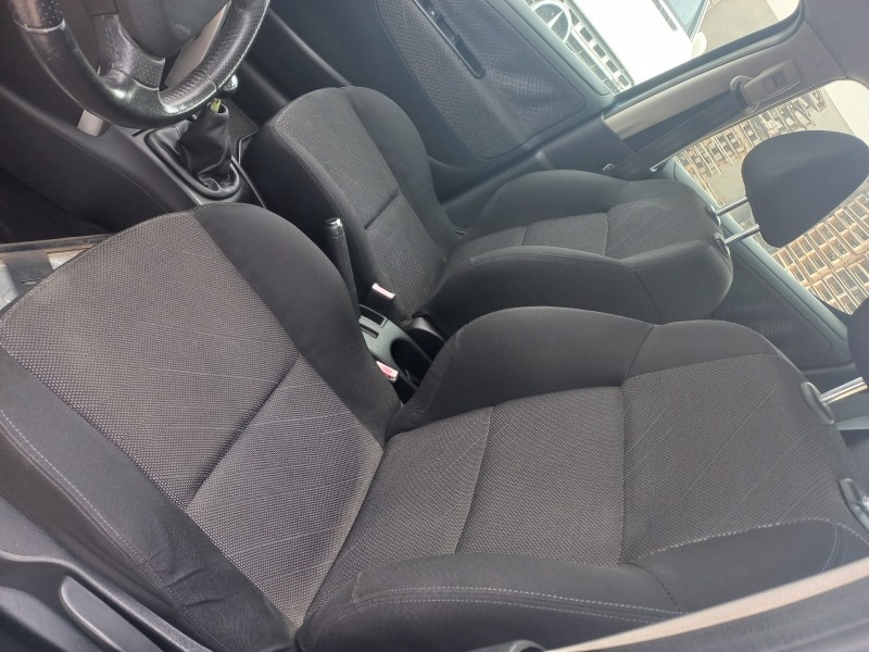 peugeot 207 del año 2008