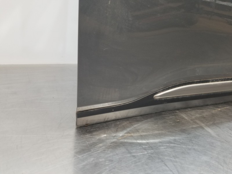 Recambio de puerta delantera izquierda para hyundai kona suv referencia OEM IAM 76003J9000  