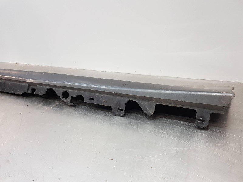 Recambio de faldon lateral para bmw serie 3 berlina (g20) sport referencia OEM IAM 51778493951  