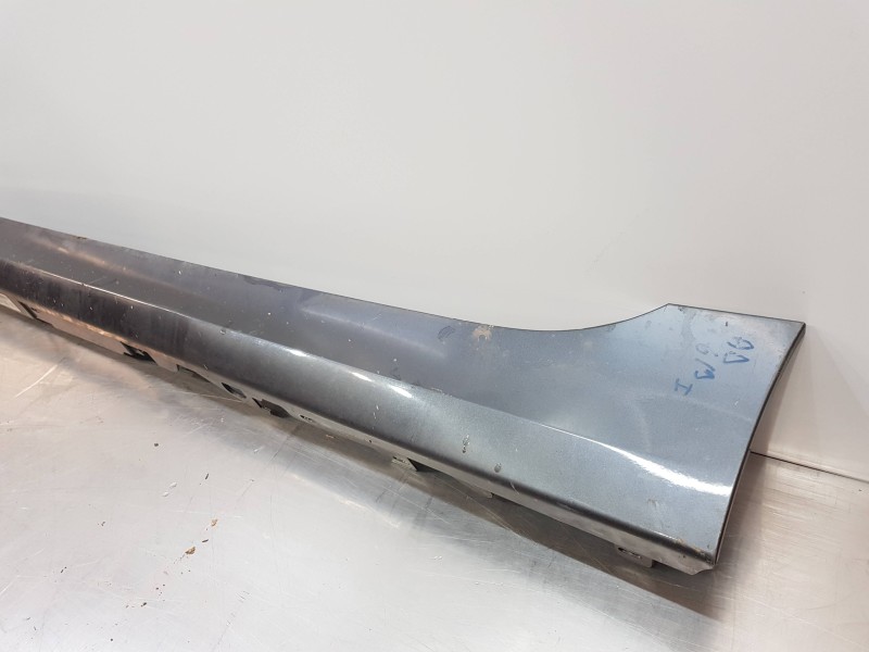 Recambio de faldon lateral para bmw serie 3 berlina (g20) sport referencia OEM IAM 51778493951  