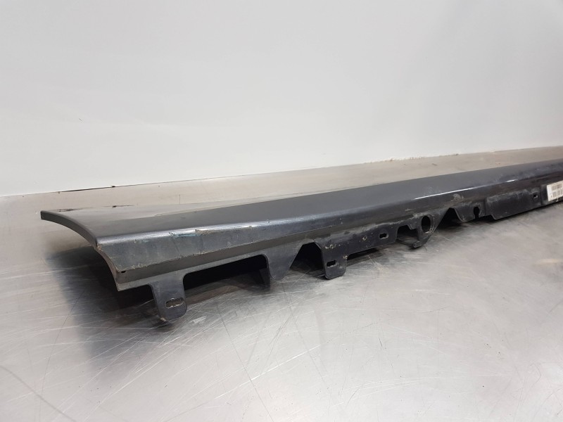 Recambio de faldon lateral para bmw serie 3 berlina (g20) sport referencia OEM IAM 51778493952  