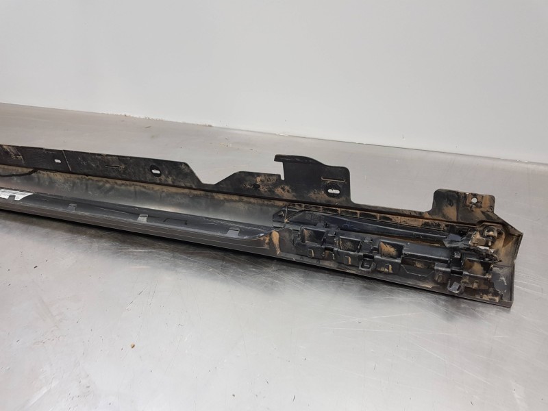 Recambio de faldon lateral para bmw serie 3 berlina (g20) sport referencia OEM IAM 51778493952  