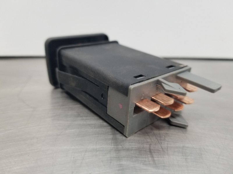 Recambio de warning para seat leon (1m1) signa referencia OEM IAM 1J0953235J 1J0953235J01C 