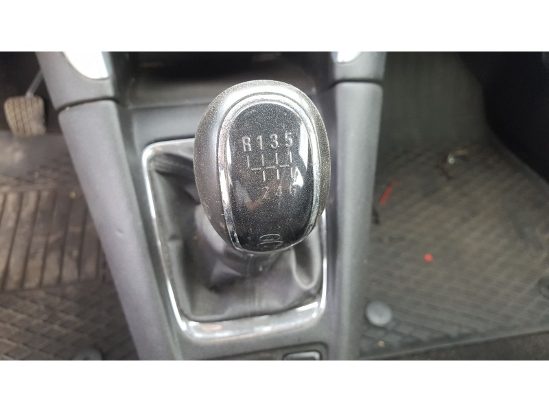 opel zafira tourer del año 2014