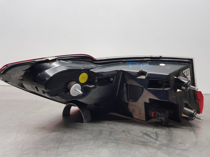 Recambio de piloto trasero derecho para bmw serie 3 berlina (g20) sport referencia OEM IAM 63217420450  