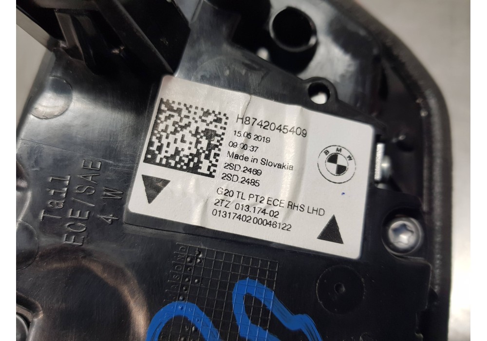 Recambio de piloto trasero derecho interior para bmw serie 3 berlina (g20) sport referencia OEM IAM 63217955842  