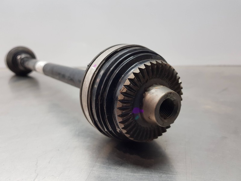 Recambio de transmision trasera izquierda para bmw serie 3 berlina (g20) sport referencia OEM IAM 33208681955  